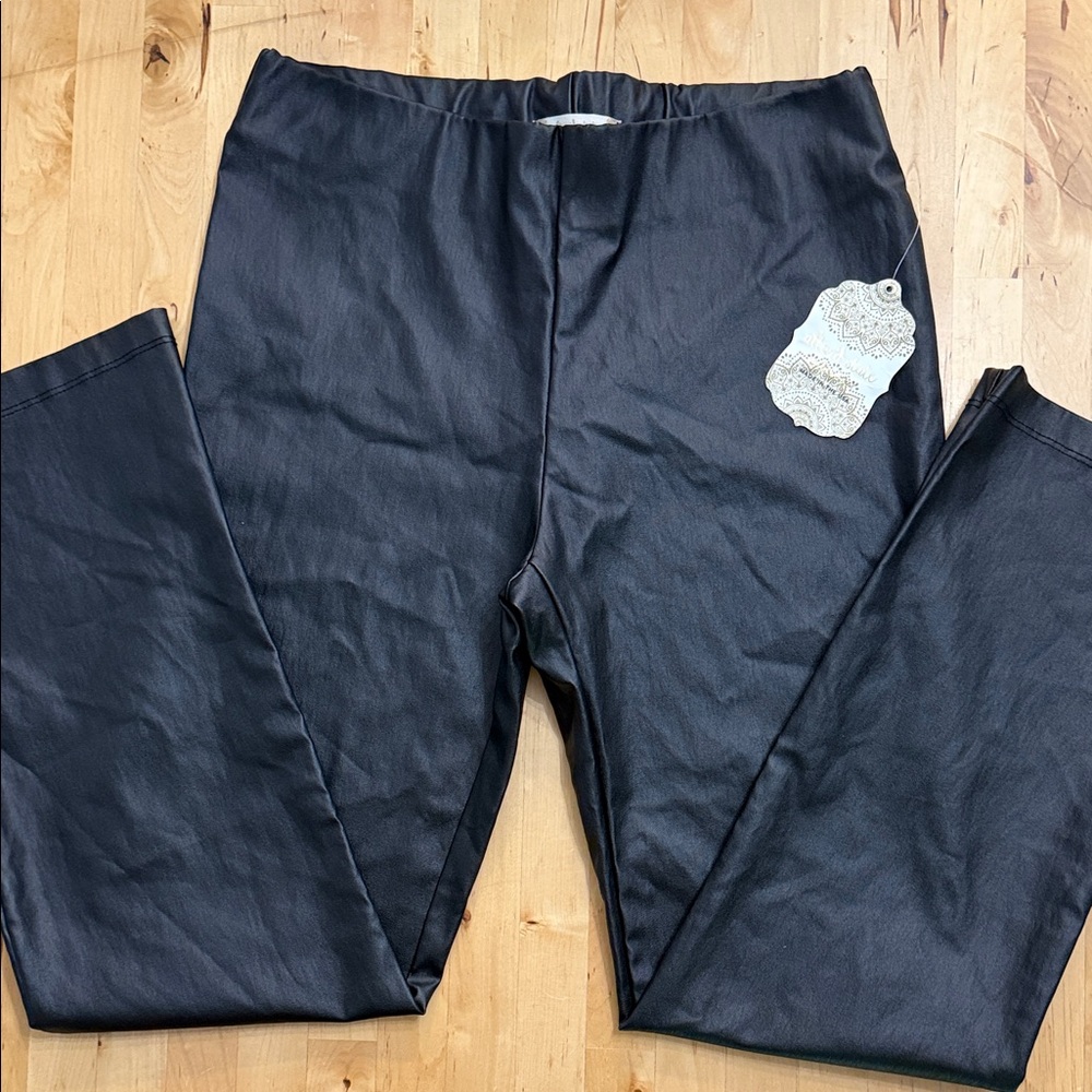 NWT ALTAR’D STATE PLEATHER DRESS PANTS WOMEN M BLACK ELASTIC WAIST FAUX-LEATHER